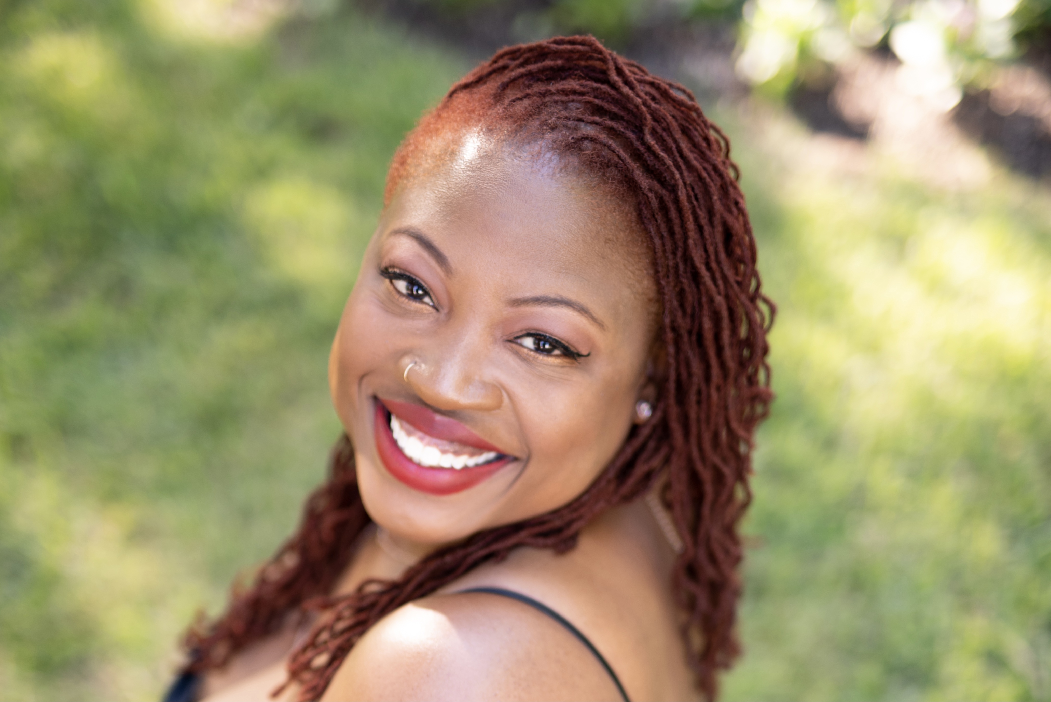 Picture of Eboni Hamilton, MS, LPC smiling
#blacktherapist #therapywitheboni #cooltherapist #therapistformusicians #therapistforartists
#therapistsforblackpeople
#therapistforcreators
#blackmentalhealthcounselor
#therapeuticcoaching